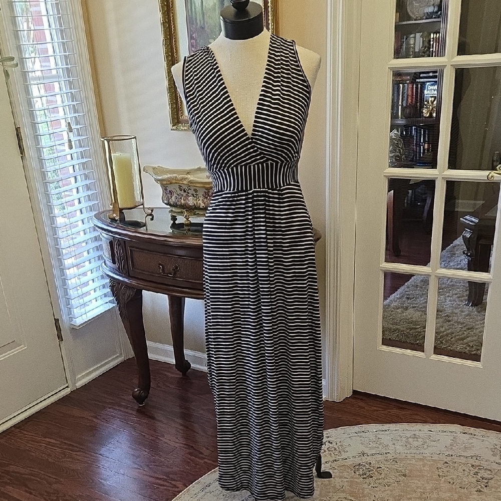 Rolla Coster Black White Stripe Maxi Dress Sleeveless Stretch Empire Waist M NEW